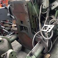 Machine à mouler secousse pression KÜNKEL WAGNER APM-S-2